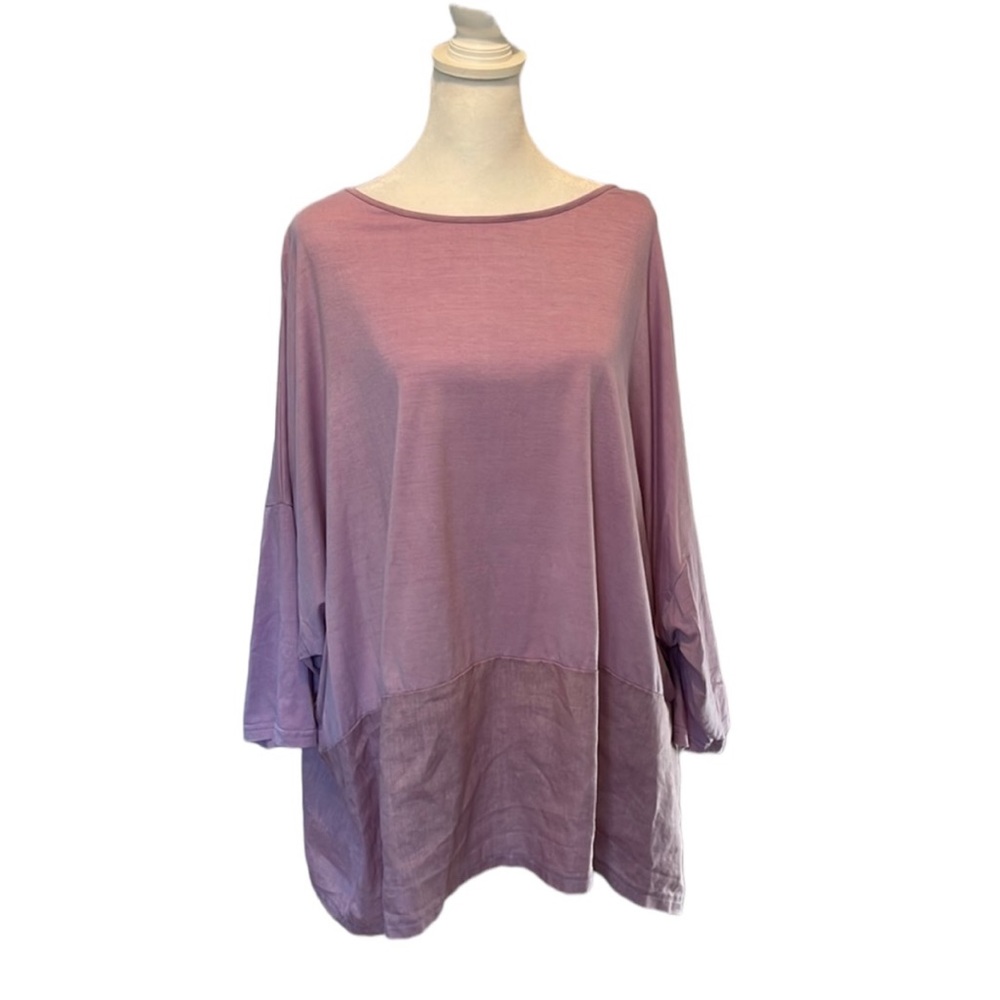 Lilac cotton jersey with linen hem tunic top. Scoop neck. Size XL